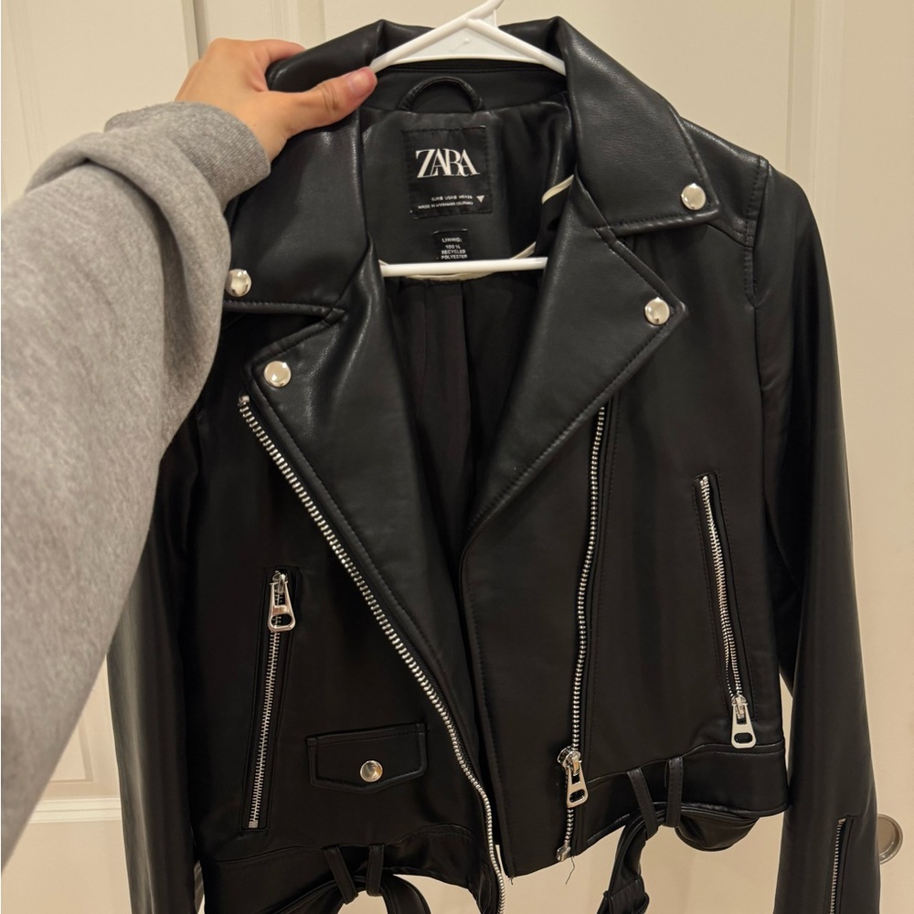 Zara Women's Black Leather Biker Jacket